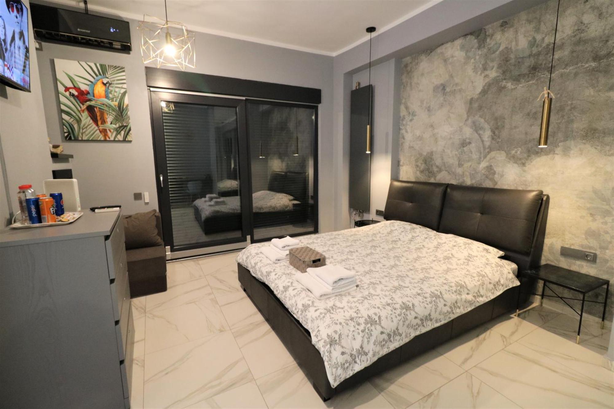 Deluxe Skyline Retreat Studio - Old Town Bukarest Exteriör bild
