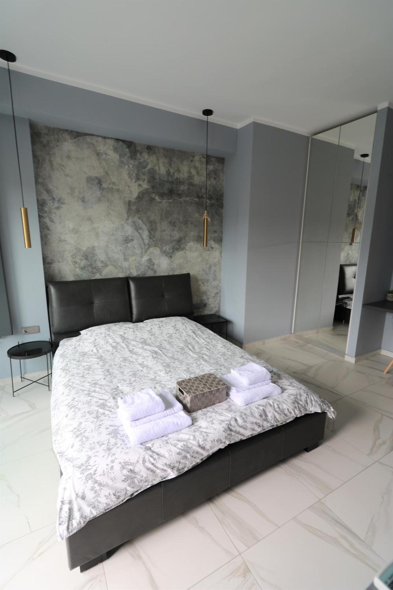Deluxe Skyline Retreat Studio - Old Town Bukarest Exteriör bild